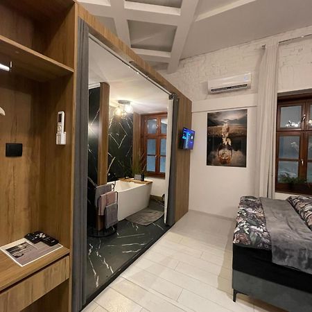Lux Dabich 2 Apartment Novi Sad Bagian luar foto