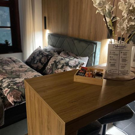 Lux Dabich 2 Apartment Novi Sad Bagian luar foto